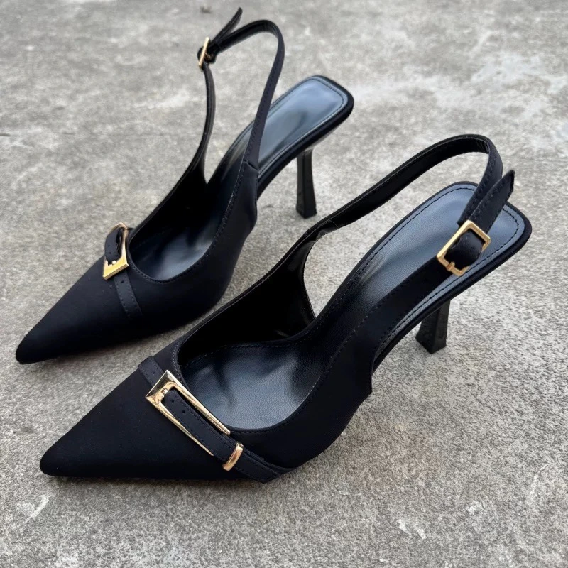 Stylish women's high-heeled sandals 2026 in a solid color with an elegant design - Image 3